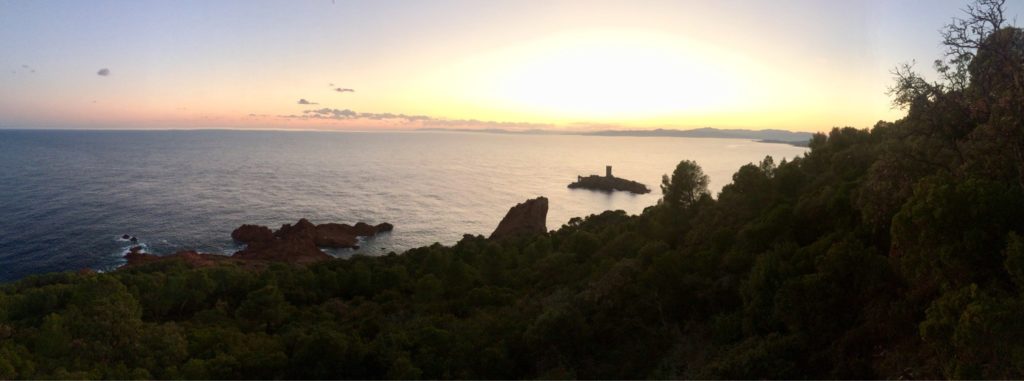 La vue sur la Méditerranée depuis le cap Dramont.